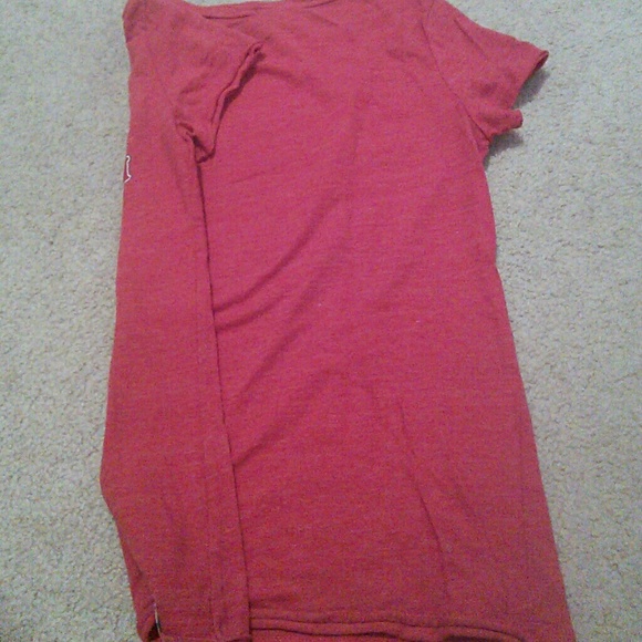 Red top - Picture 3 of 3